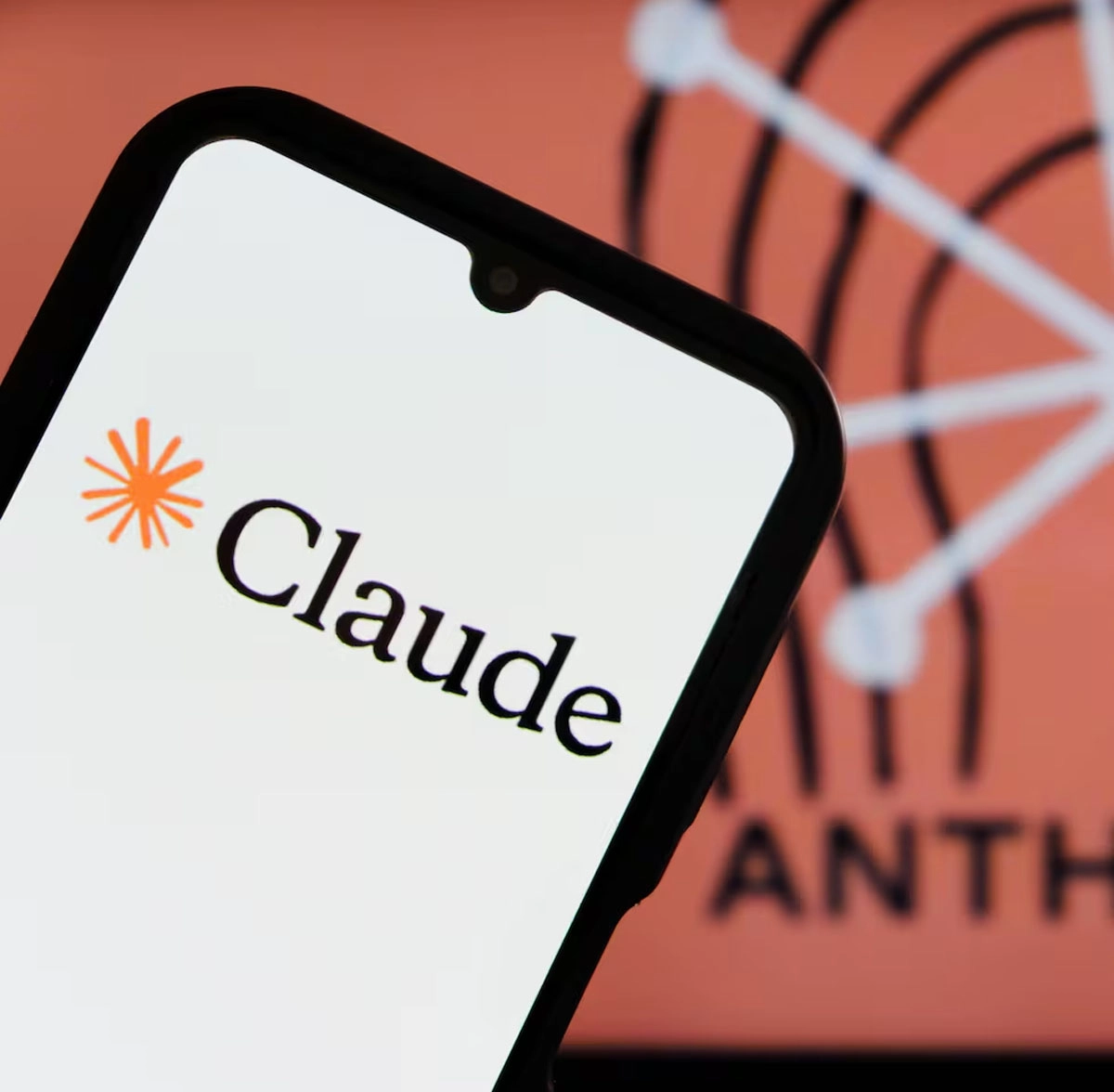 Claude AI Is Quietly Becoming One of the Biggest Competitors in the AI Race